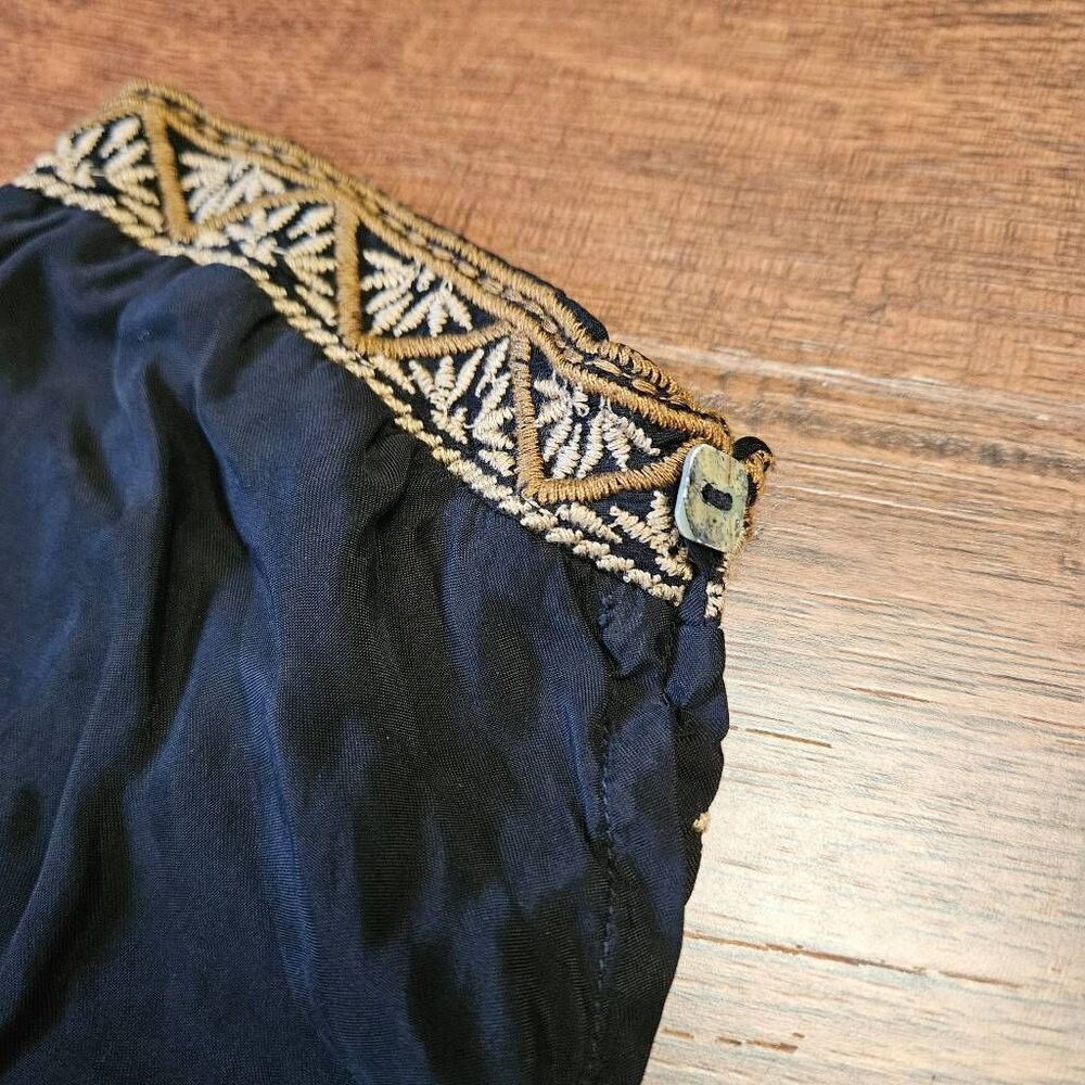 Johnny Was Embroidered Pull-On Pants - Picture 4 of 9
